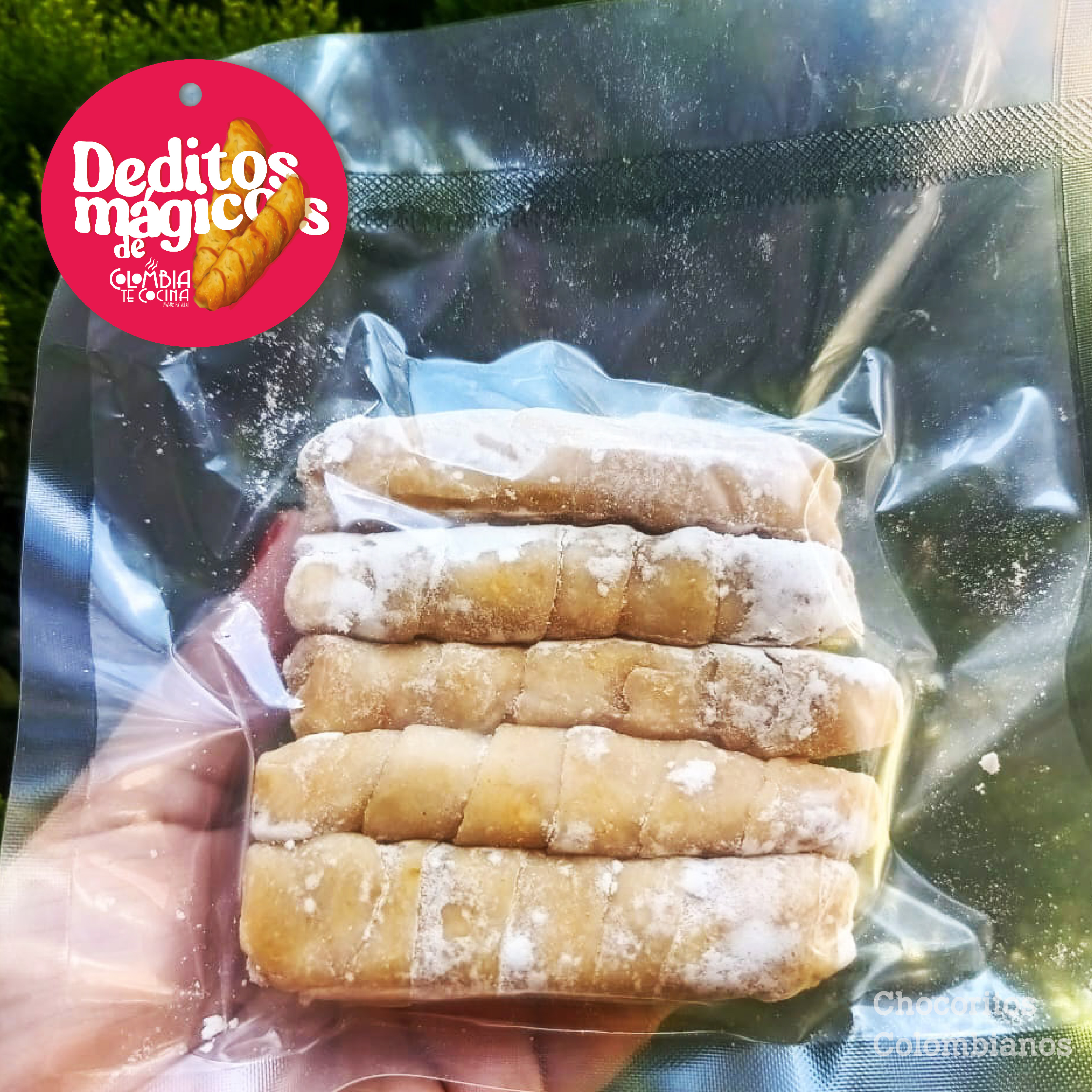 Deditos de Masa Hojaldrada de queso costeño x 6 unidades.